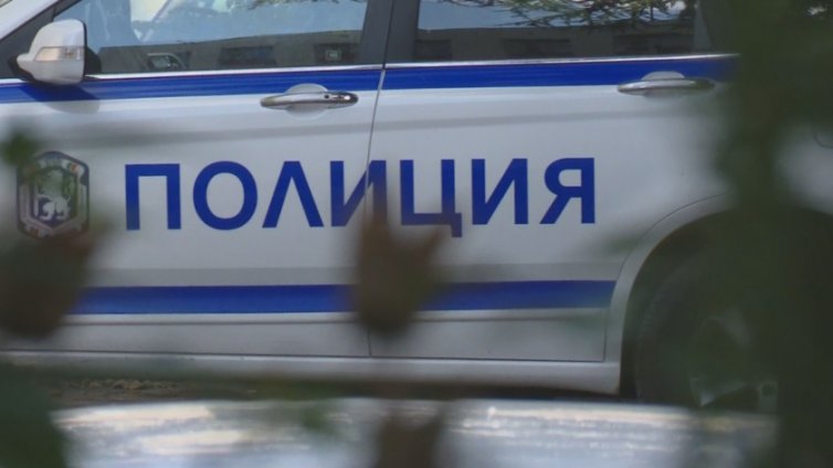 Заловиха 10 бежанци от Мароко