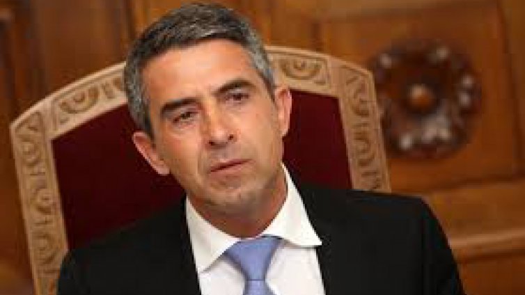 Плевнелиев: Действията на Ненчев за ремонта на МИГ-овете бяха в синхрон с държавната политика 