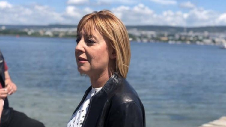 Мая Манолова води листата на "Левица" във Варна