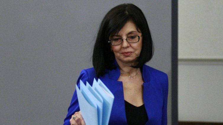 МОН по следите на учител от Варна, подсказал на ученици на матурата