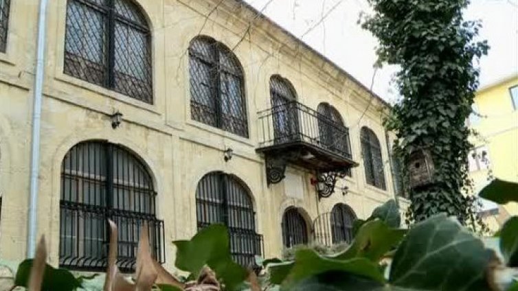 10 държави вплитат билки и традиции за Еньовден в Музея по история на медицината