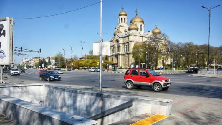 Оценяват транспортната мрежа за незрящи във Варна