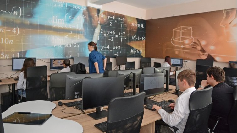Международният форум &bdquo;Образование на бъдещето&ldquo; събира експерти и иноватори във Варна