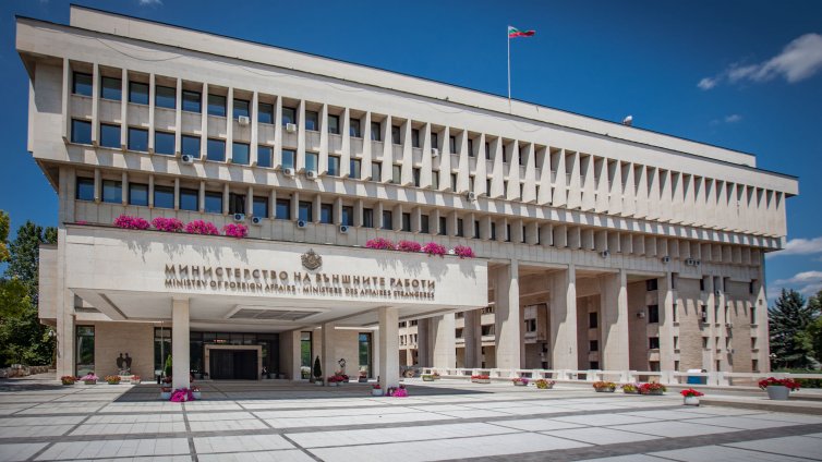 Външно започна подготовката за изборите в чужбина