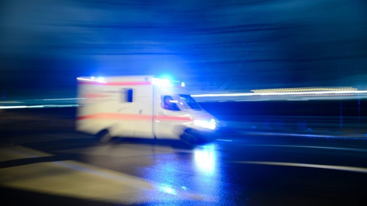 Двама души загинаха във верижна катастрофа 
