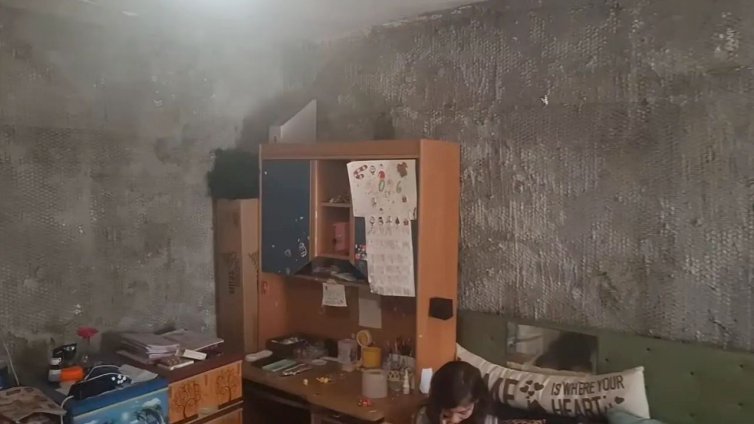 Тежко болно дете живее в отчайваща мизерия във Варна