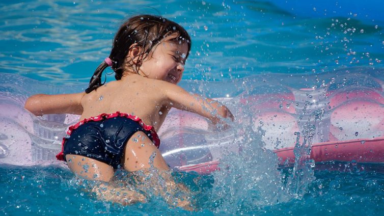 Кампания„Безопасно лято 2017“ информира за подводните камъни през морския сезон