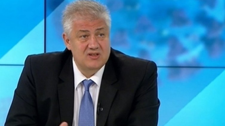 Проф.Балтов: Заразените с COVID-19 се крият