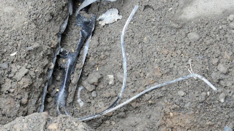 За 1000 лв. и прасе казват на роми къде има кабел