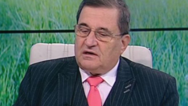 Проф. Атанас Тасев: Похвално е, че Борисов устоя на Кери за шистовия газ