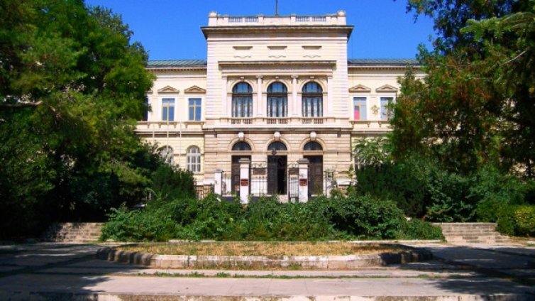 Едва 7% от туристите влизат във варненските музеи