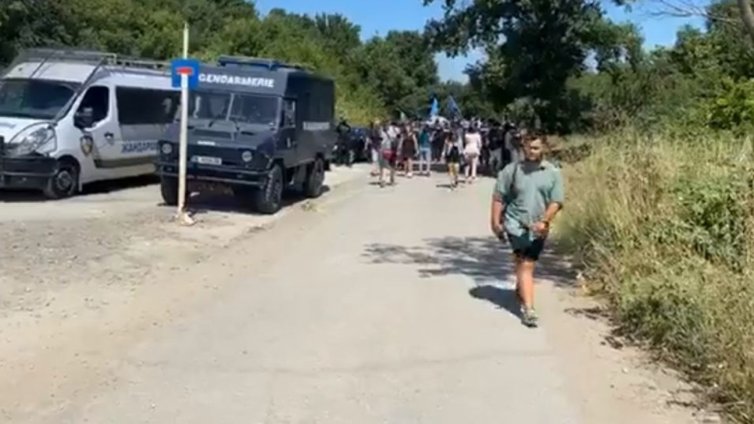 Възстановено е движението по пътя Бургас - Созопол