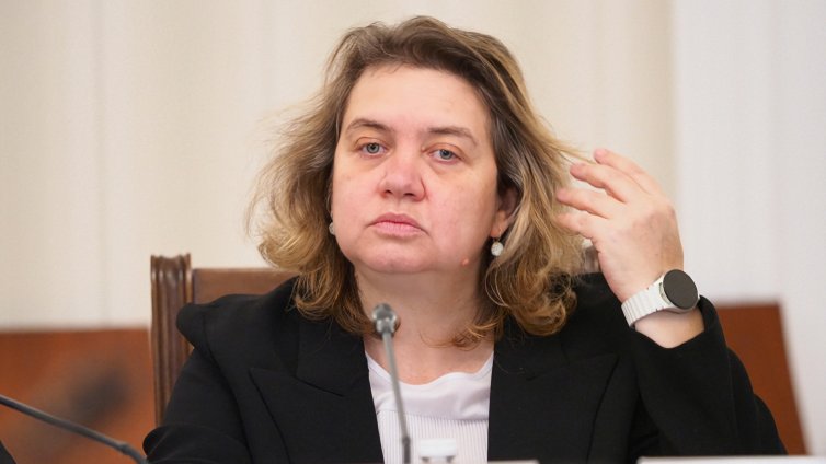 Киселова за опита да бъде свалена от поста си: Каквото и да е решението, ще го приема