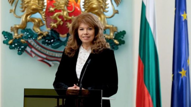 Президентът започва консултации с парламентарните групи за служебен премиер