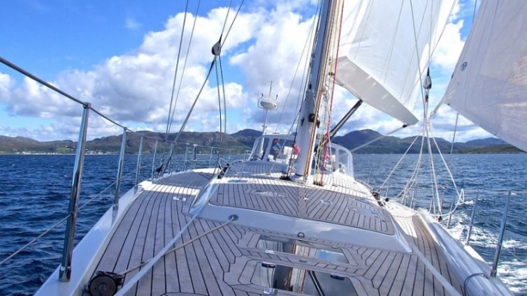 Спипаха над 5 т кокаин на яхта