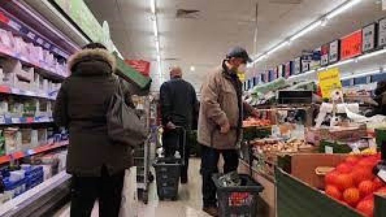 След хляба и салама скача от октомври. Месари се надяват да е само с 10%