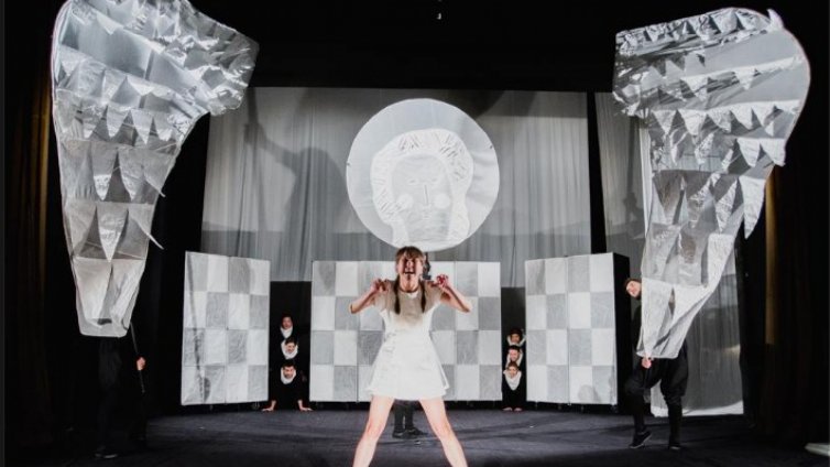 Габровският театър гастролира с „Жана Д’Арк“ на „Варненско лято“