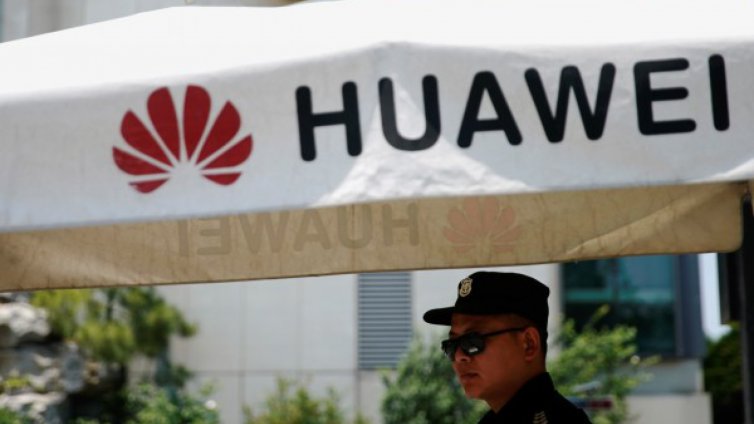 Казусът Huawei: По-важните въпроси и отговори накратко  