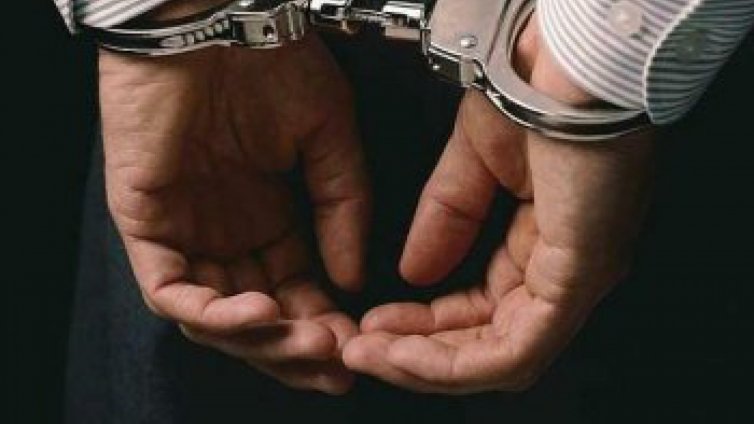 Задържаха мъж, обрал апартамент във Варна