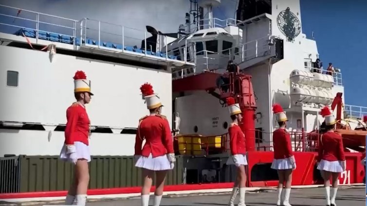 НИК 421 пристигна в Картахена
