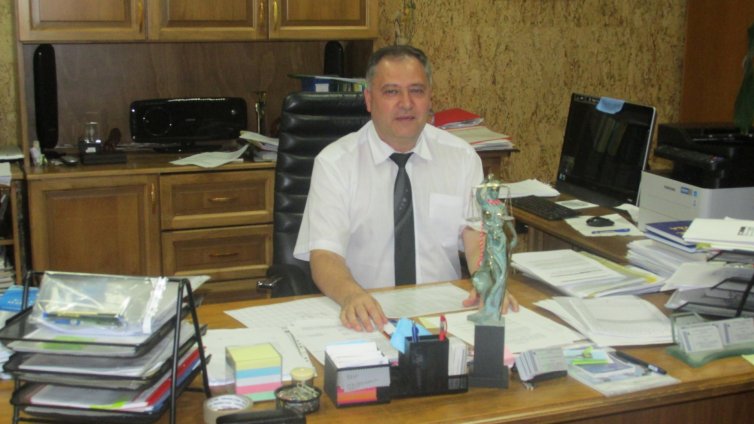 Кандидат-студенти от 4 континента чакат в Техническия