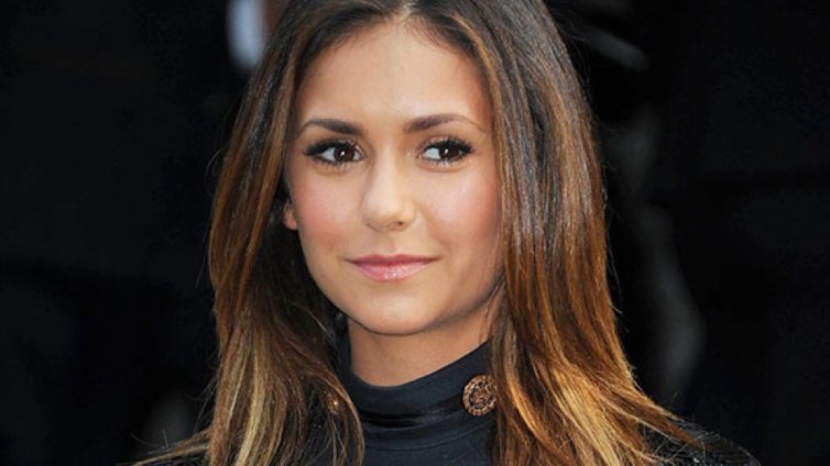 Нина Добрев напуска "Дневниците на вампира"