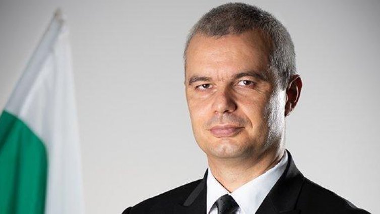 Костадинов за Цънцарова: Мина край мен 5 пъти, ако е заразена със СПИН!