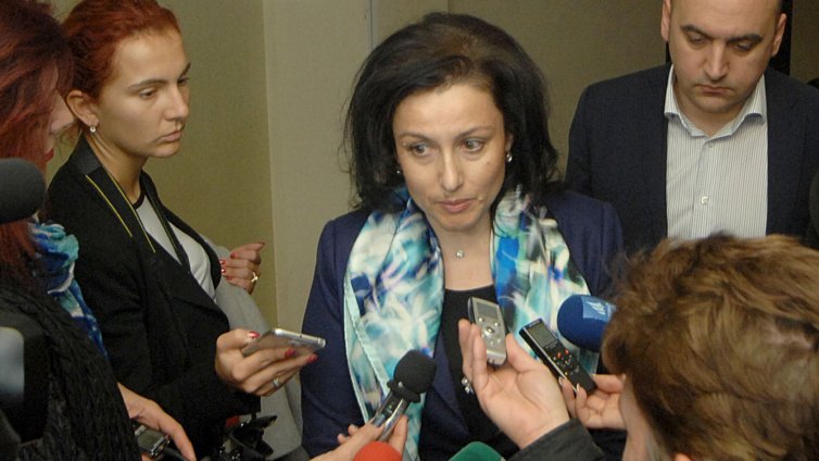 Десислава Танева: Одобрена е мярка за напояване с частни инвестиции за 550 млн. евро