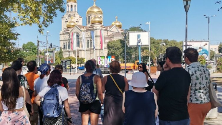 Започват безплатните пешеходни турове във Варна