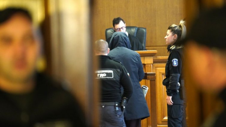 Прибират обратно Габриела Славова в ареста