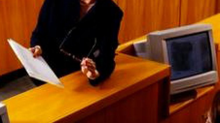 Жените харесват лекари, а мъжете адвокатки