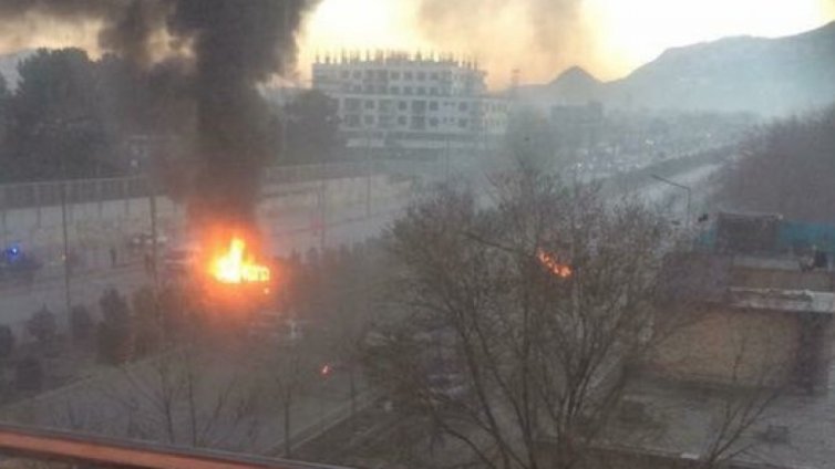 Избухна експлозия близо до посолството на САЩ в Кабул
