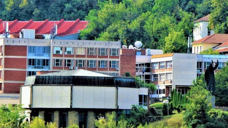 Великотърновският университет минава на онлайн обучение