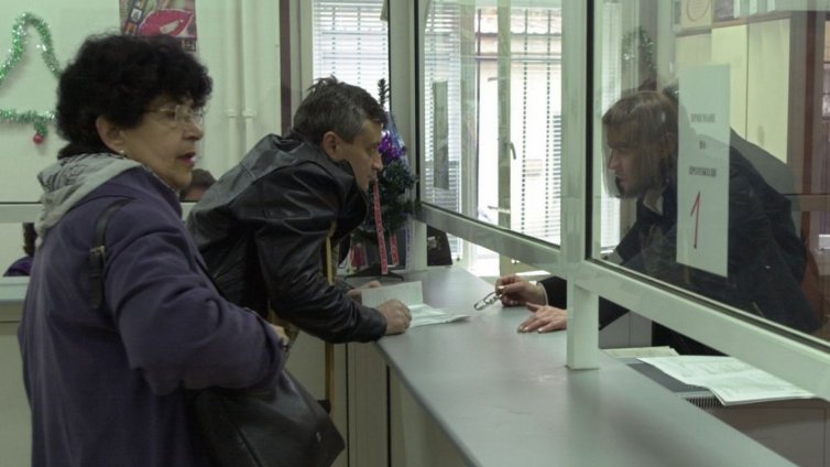 Българите в чужбина вече получават свидетелство за съдимост за 1 час