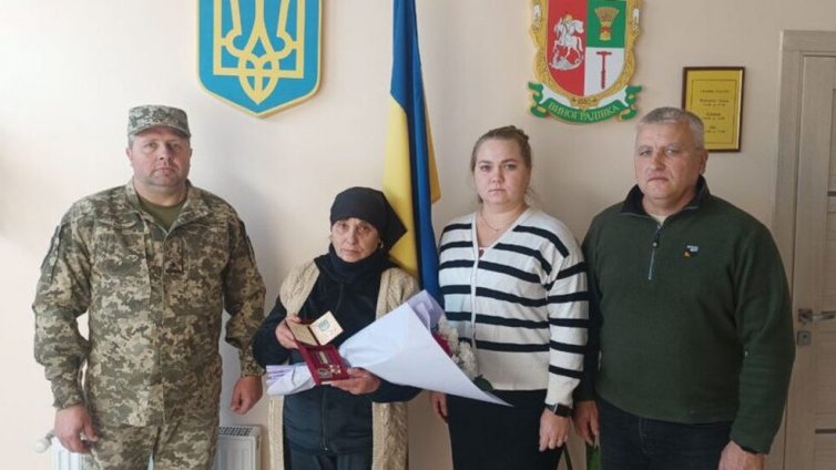 Присъдиха  орден "За храброст" трета степен посмъртно на българин, бил се в Украйна 