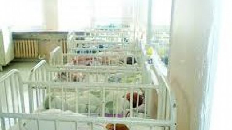 13-годишна ромка роди в Благоевград