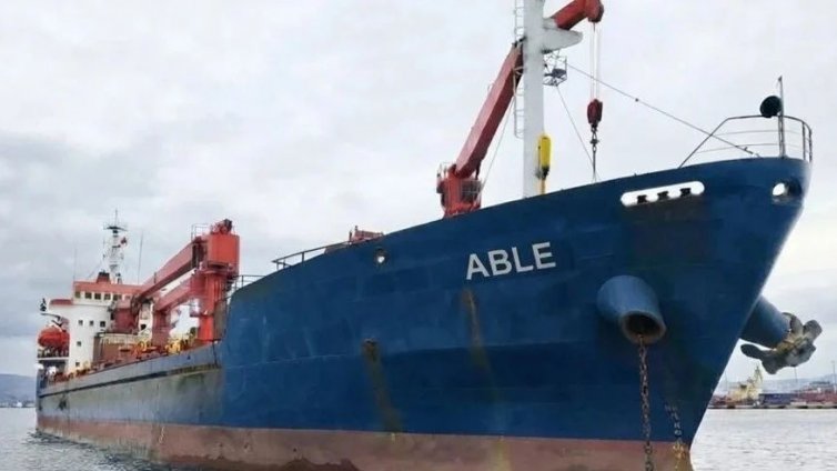 Потъна корабът ABLE, поразен от дрон на около 70 морски мили от Бяла