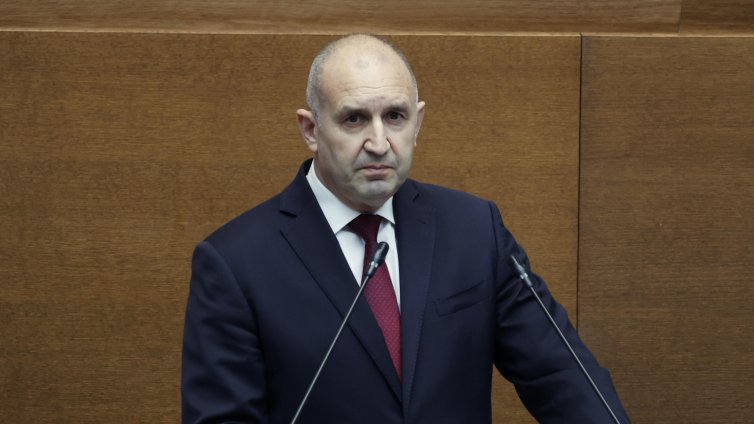 Румен Радев: Ситуацията е изключително тежка