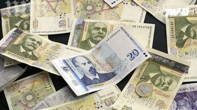 70% от българите получават под средната заплата