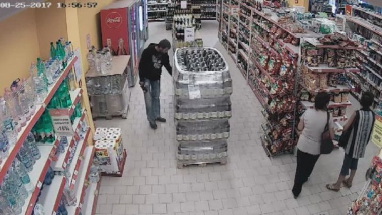 Съдят продавачка, крала шоколад и десерти