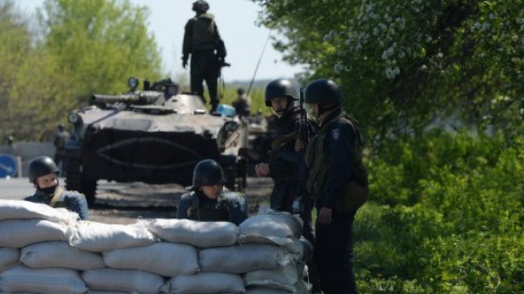 Украинските военни продължават да заплашват духовенството