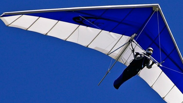 Падналия делтапланер край Мъглиж – проблем с двигателя?