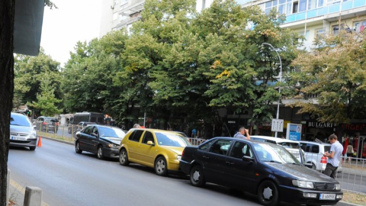 Пияна шофьорка предизвика верижна катастрофа в Аспарухово