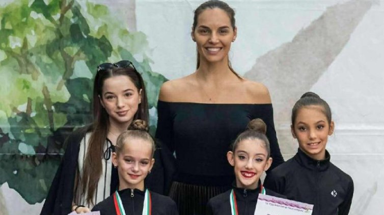 Грациите на КХГ „Черно море“ с пълен комплект медали