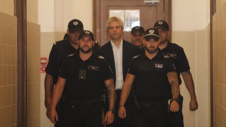 Медиите ще гледат мярката на Коцев чрез видеоконферентна връзка