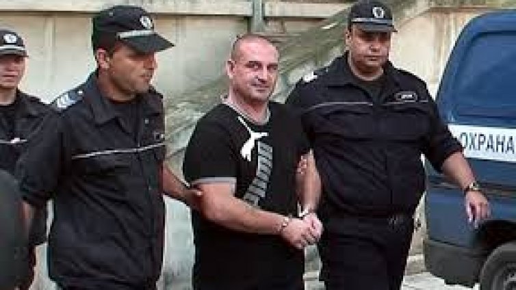 „Килър“ направи хипертонична криза в съда