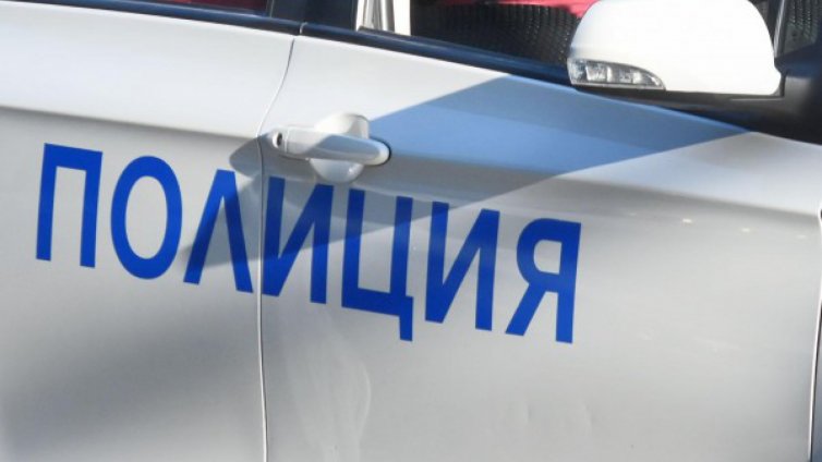 Задържаха контрабандни цигари на Лесово