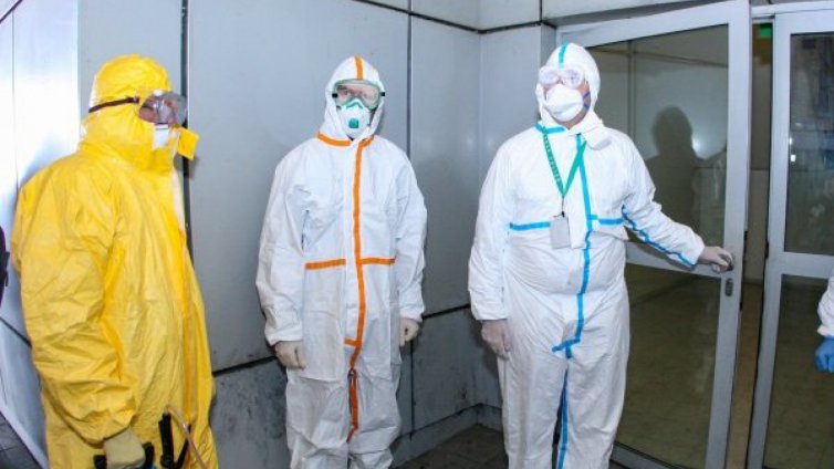 Около 9 лева ще струва българската маска с клапан респиратор