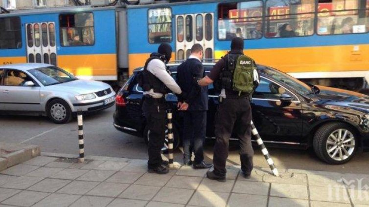 МВР задържа 130 нелегални мигранти при спецакция