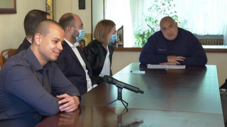 ГЕРБ сменя кметове за местния вот